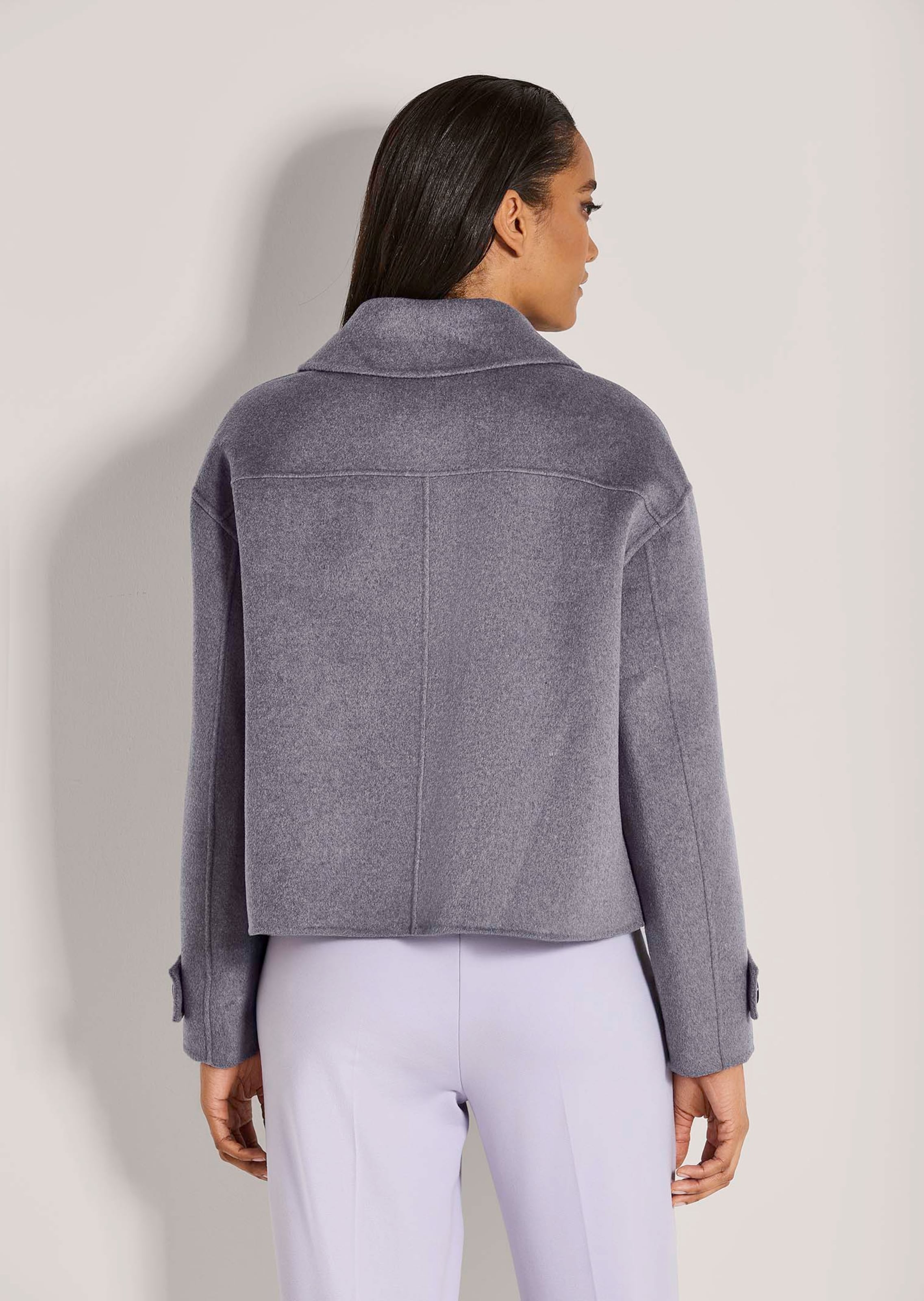 Double-faced jacket in an oversized look in light amethyst
