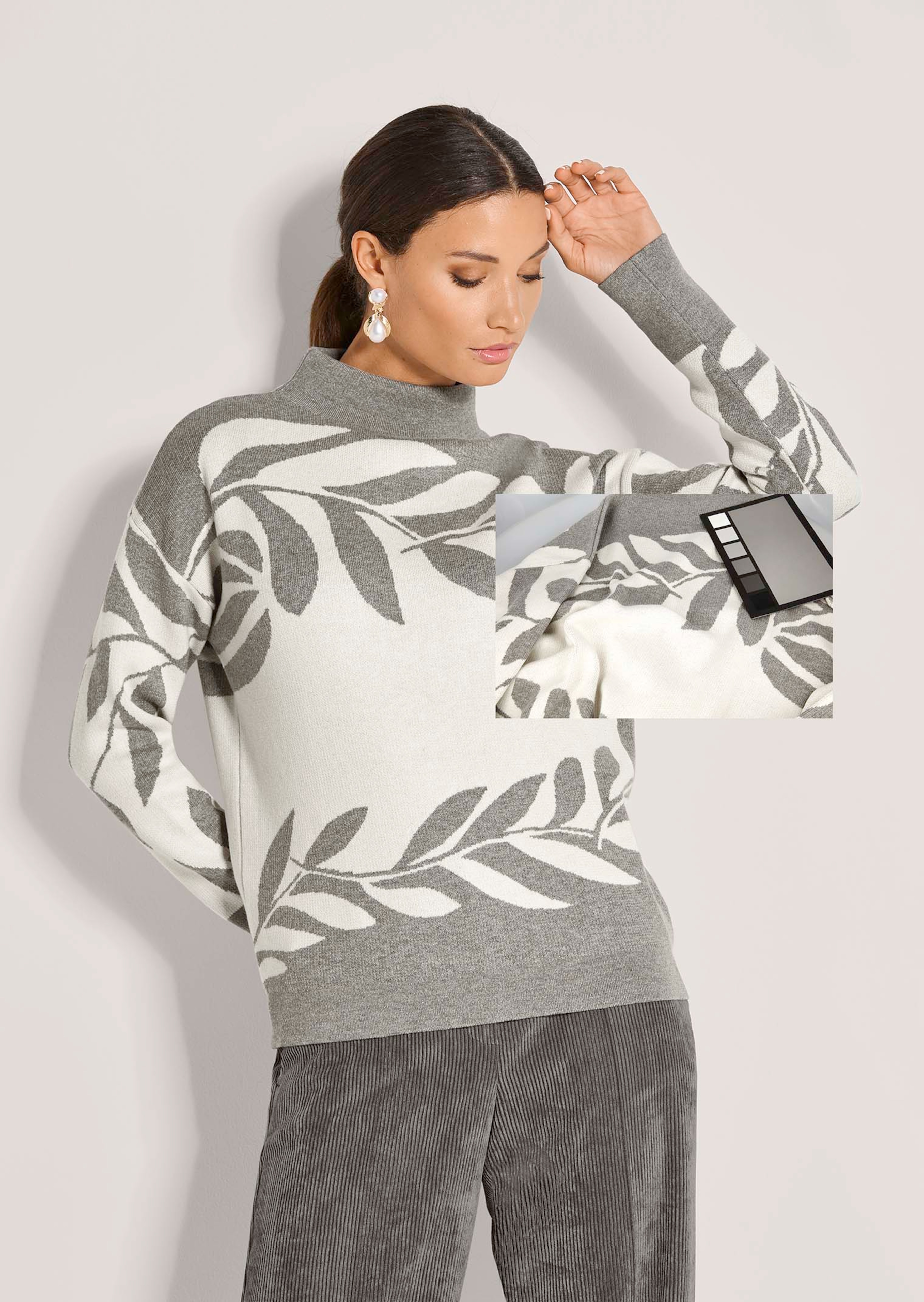 Jacquard-Pullover mit floralem Muster