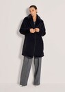 Webpelzmantel in Oversize-Form thumbnail 1