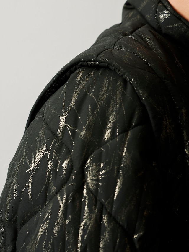 Veste matelassée avec surpiqûres ondulées 4