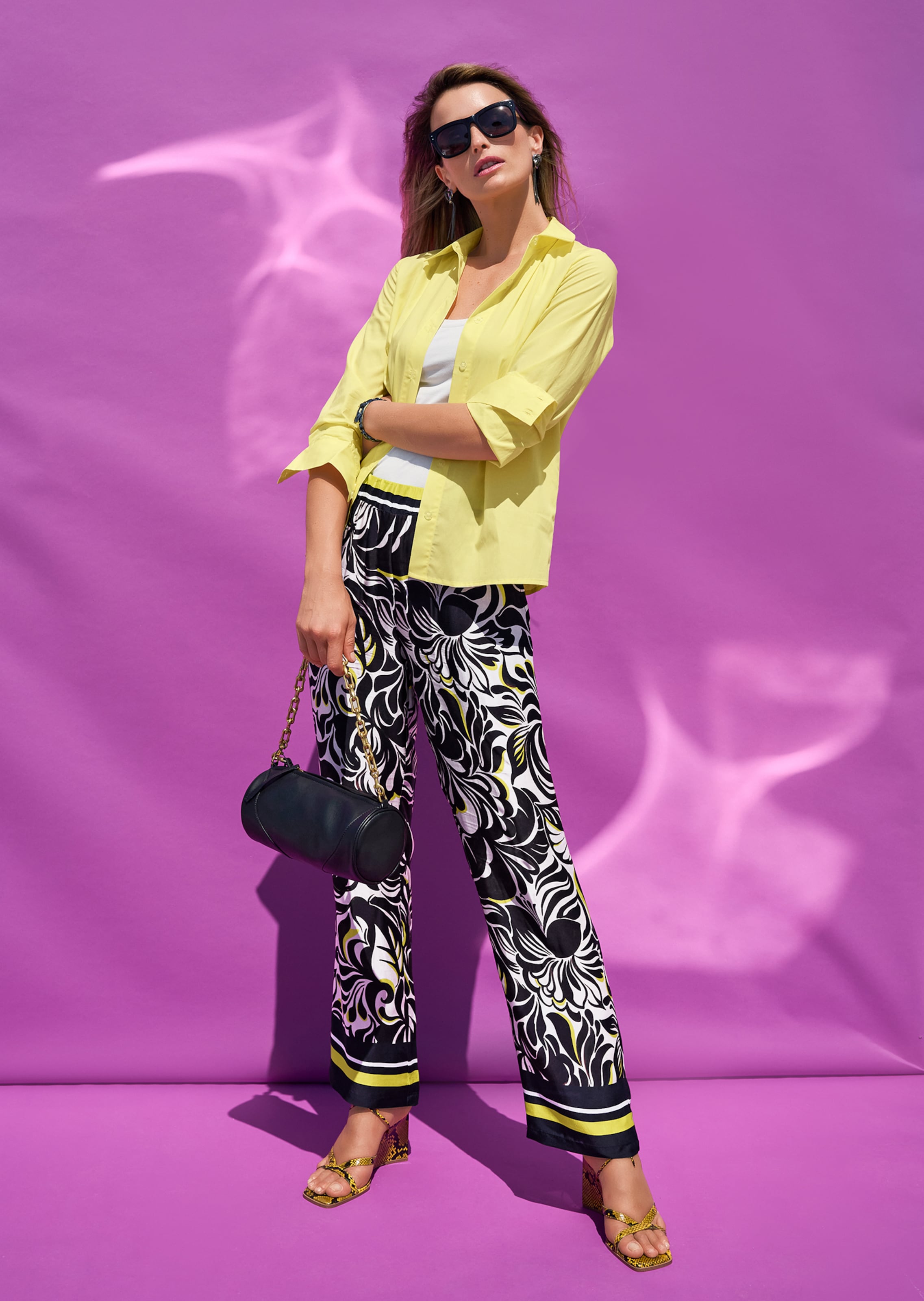 Leicht transparente Hemdbluse