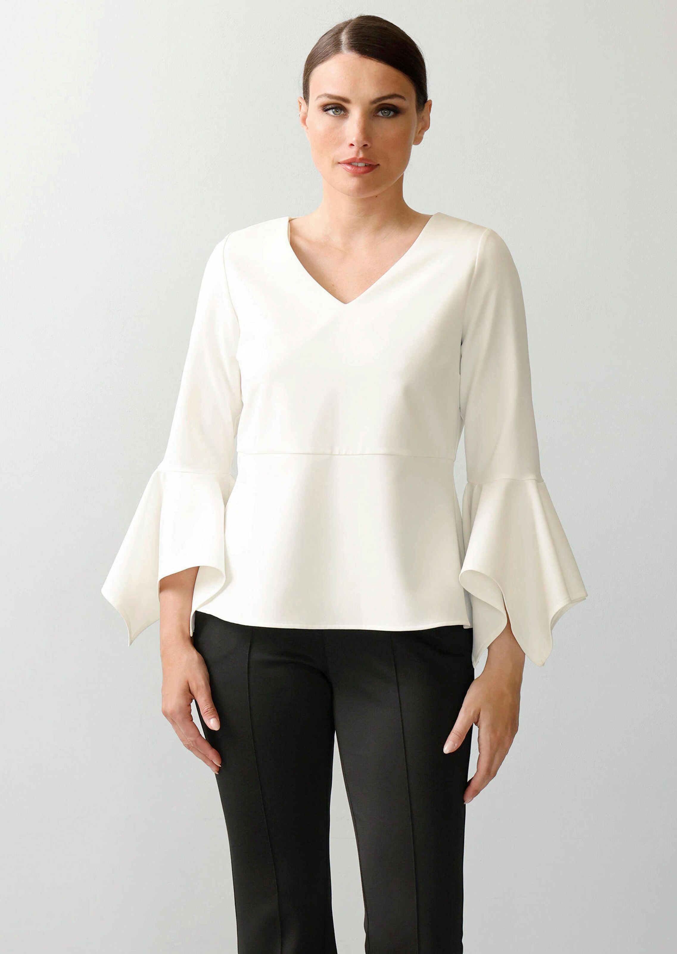 Bluse mit Volant am Ärmelabschluss