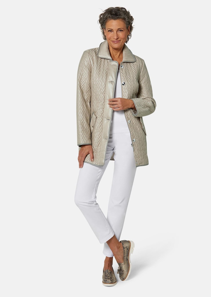Longjacke mit außergewöhnlicher Steppung