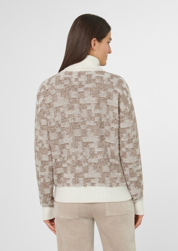 Turtleneck jumper with two-tone pattern 2