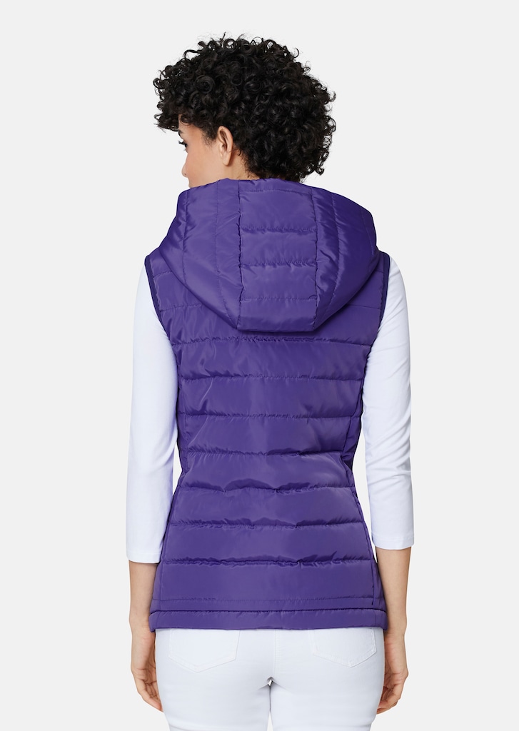 Lightly padded quilted waistcoat 2