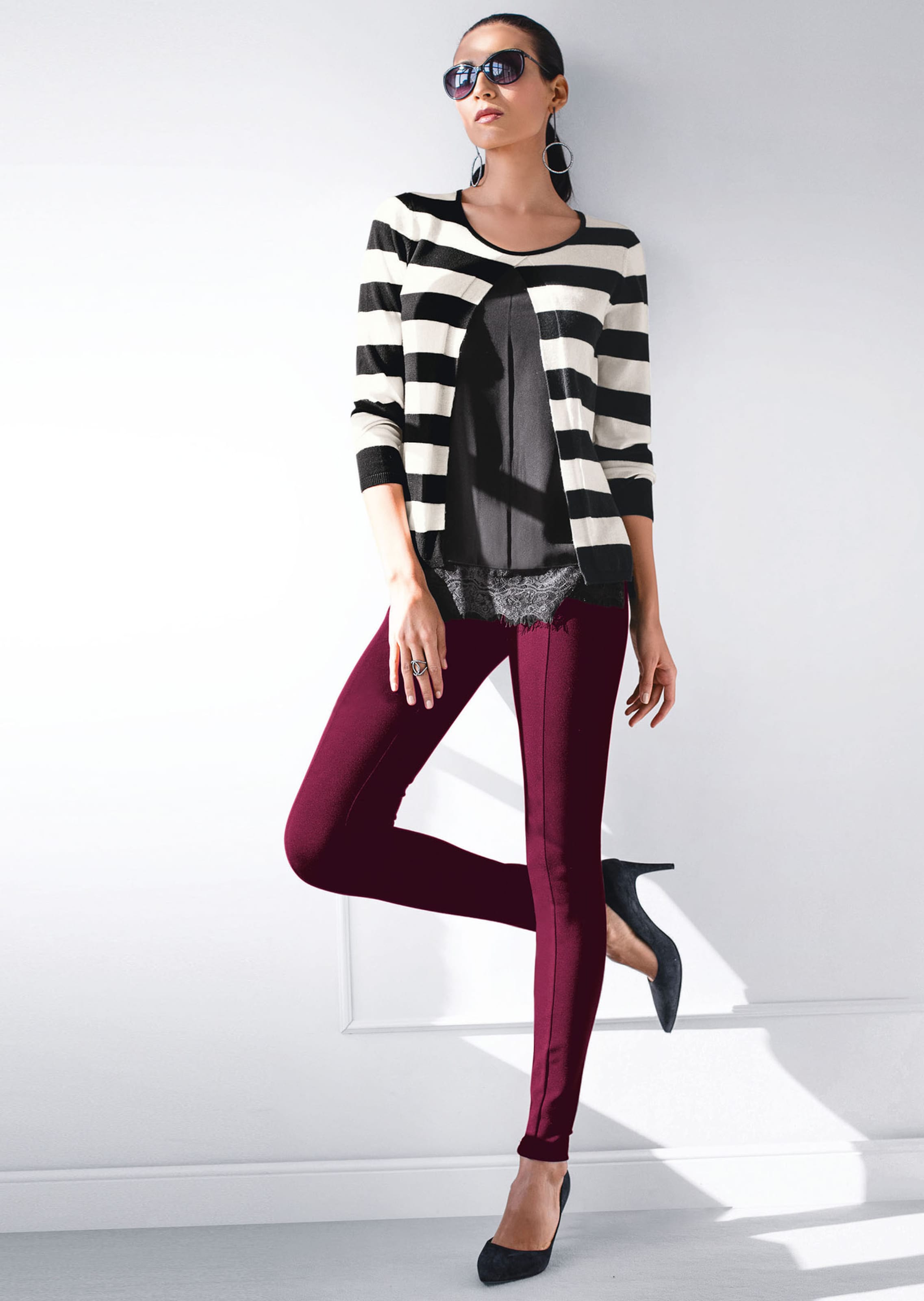 Schlanke Jerseyhose mit Biese