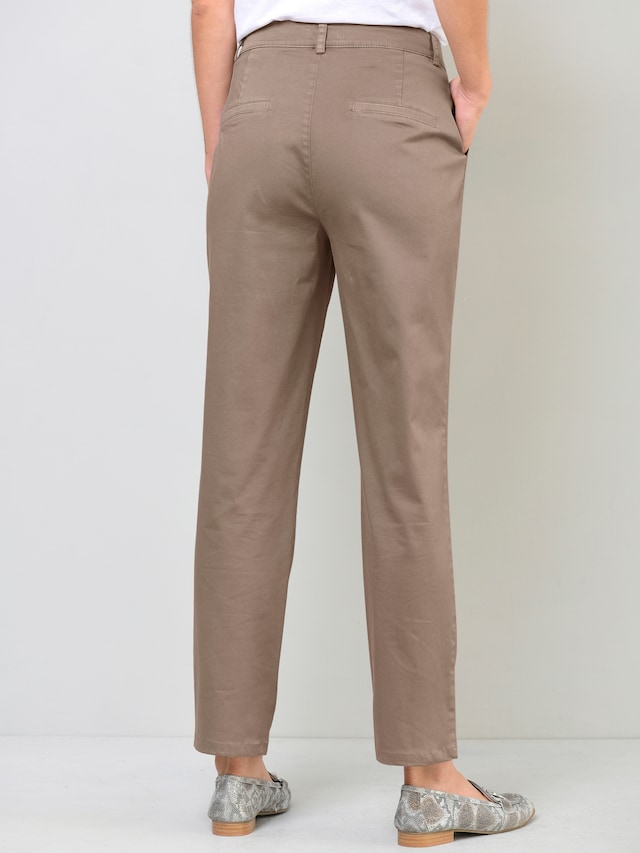 Hose mit Bügelfalte 4