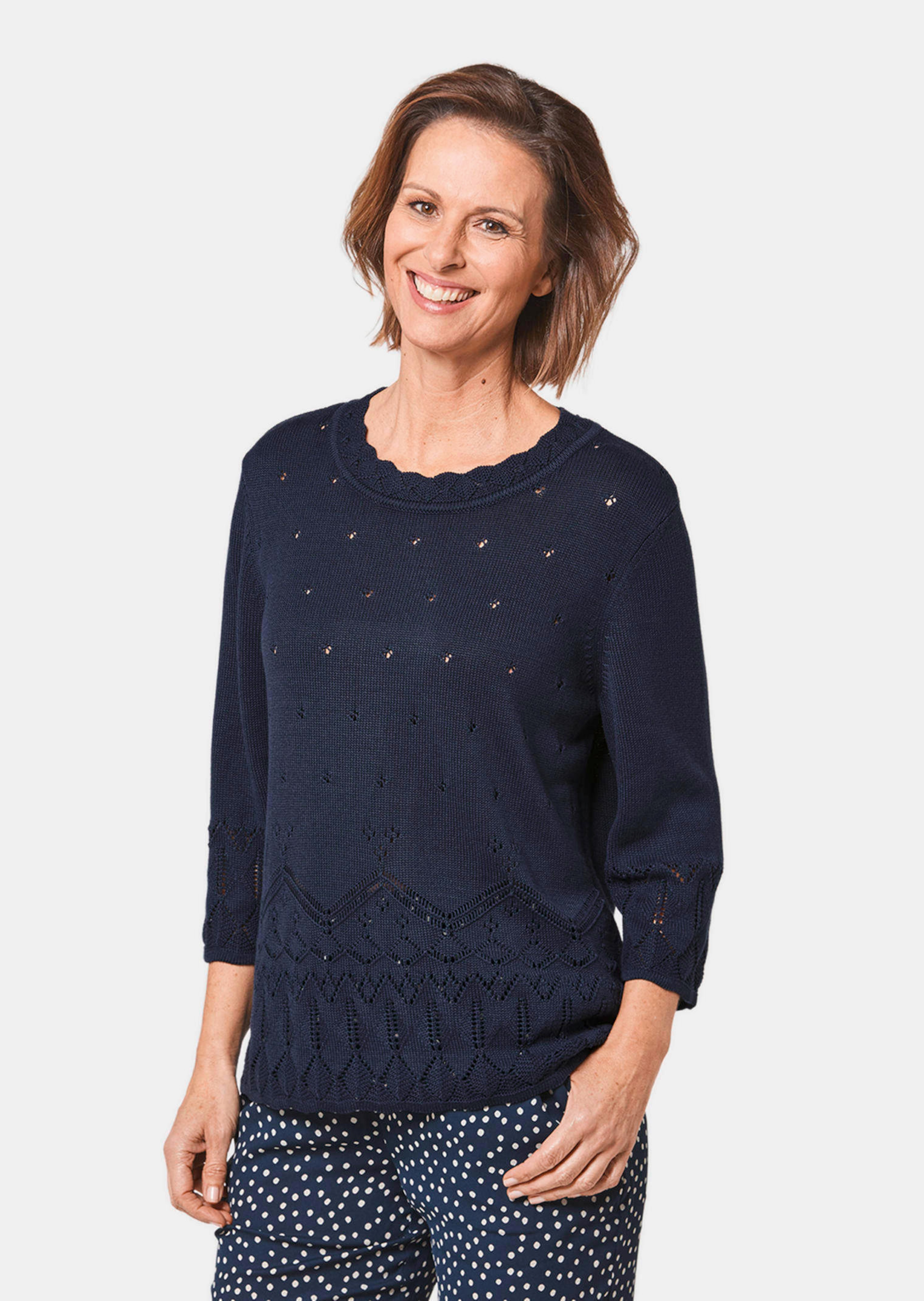 Lichte pullover met mooi ajour boorden