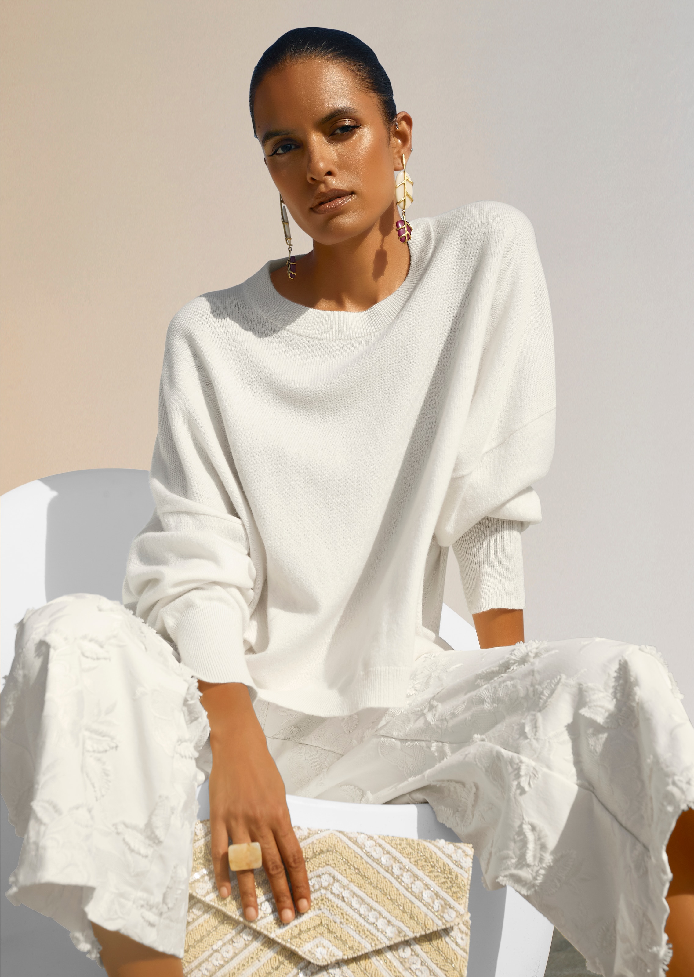 Kurzer Oversize-Pullover mit Kaschmir