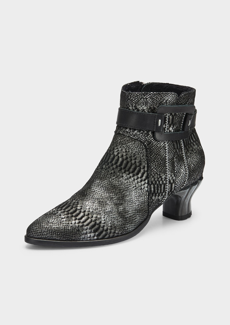 Stiefelette mit Snake-Print