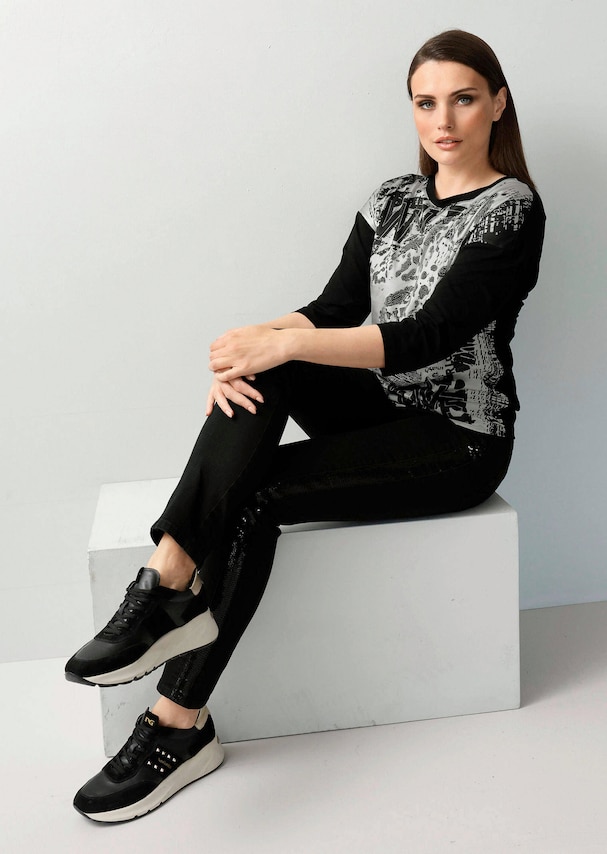 Shirt mit platziertem Druck 3