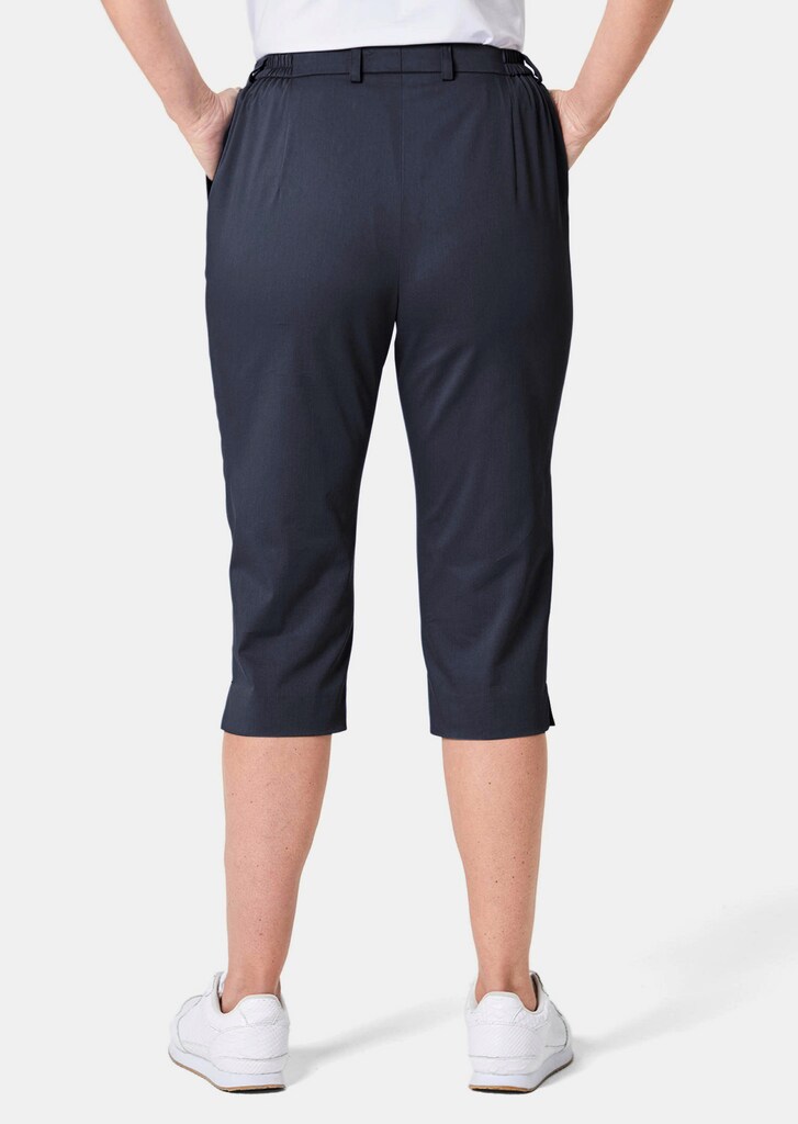 Sportive Capri-Hose aus trageangenehmen Satin