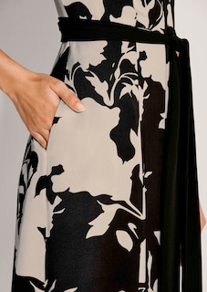 Midi dress with floral print and tie belt thumbnail 5