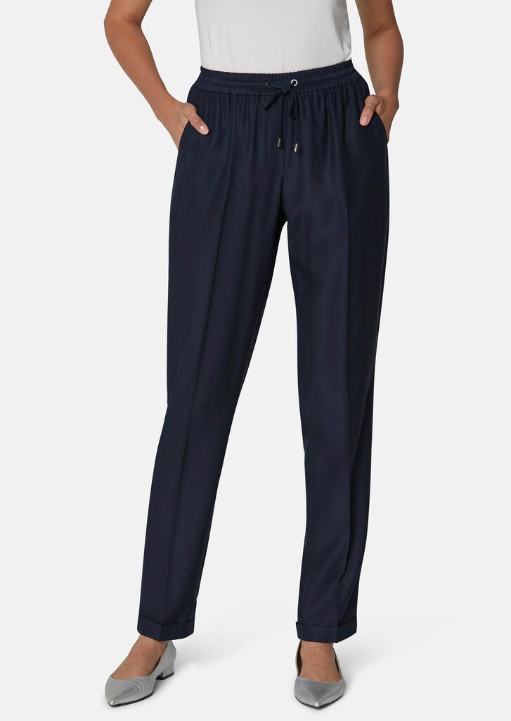 Slip-on trousers with drawstring