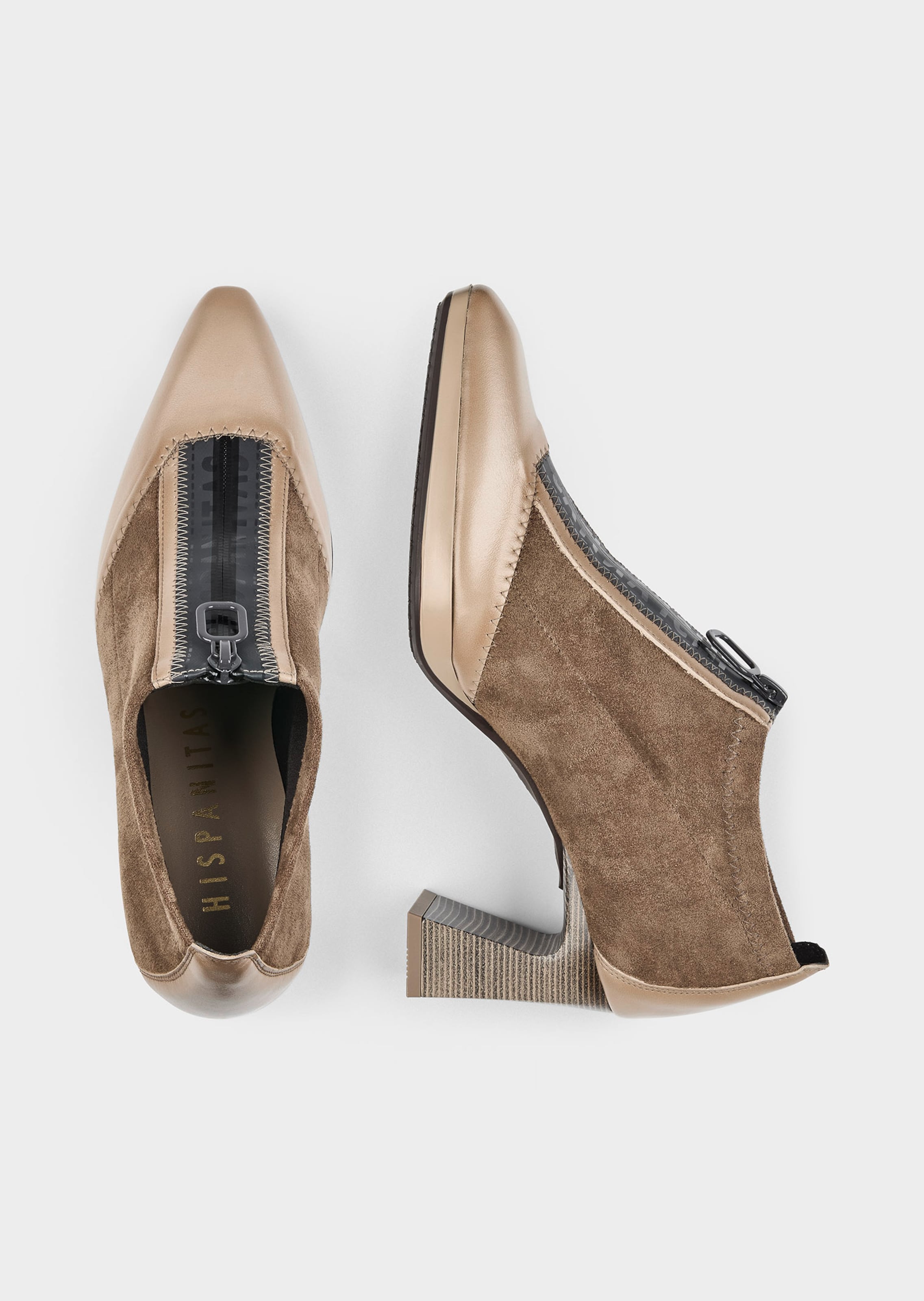 Geschlossener Pumps mit Reissverschluss