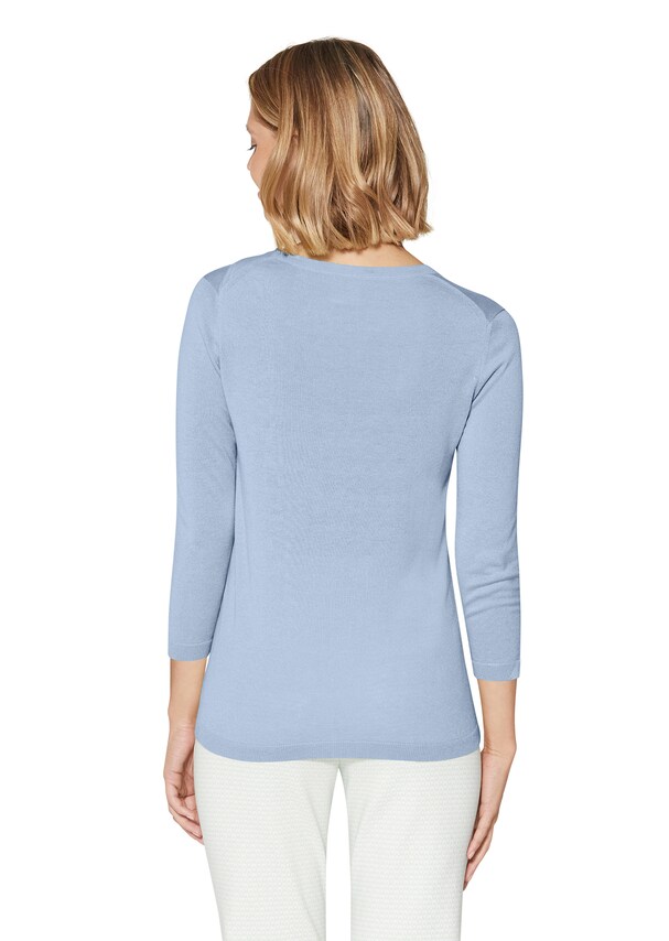 Fine knit jumper with 3/4-length sleeves and cut-out 2