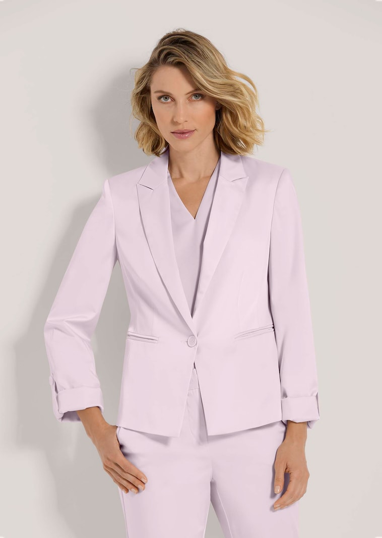 Der Kurzblazer mit Glanz-Effekt