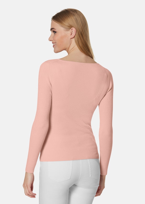 Jumper with boat neckline 2