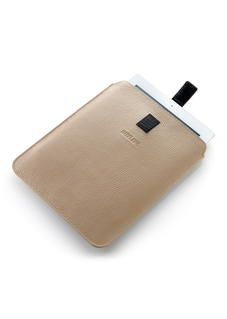 Leather tablet sleeve