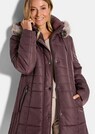 Manteau matelassé court avec capuche et tissu aspect fourrure thumbnail 4