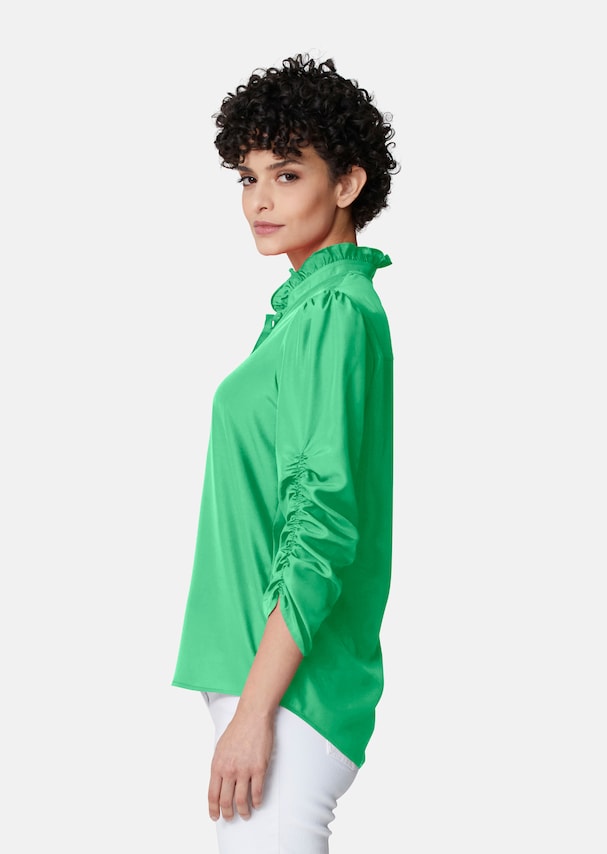 Blouse with stand-up collar and adjustable sleeves 3