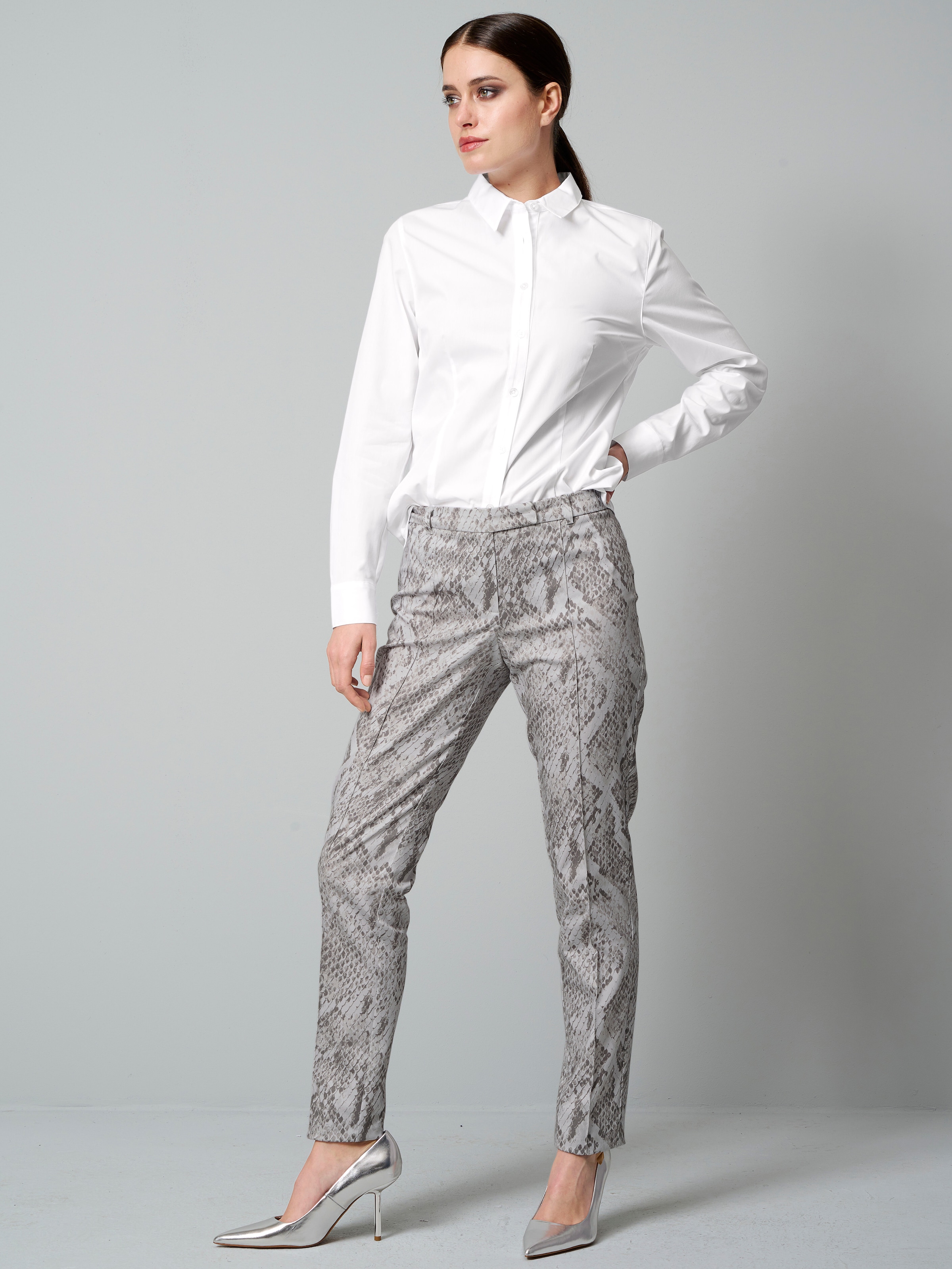 Hose mit Schlangenprint 5