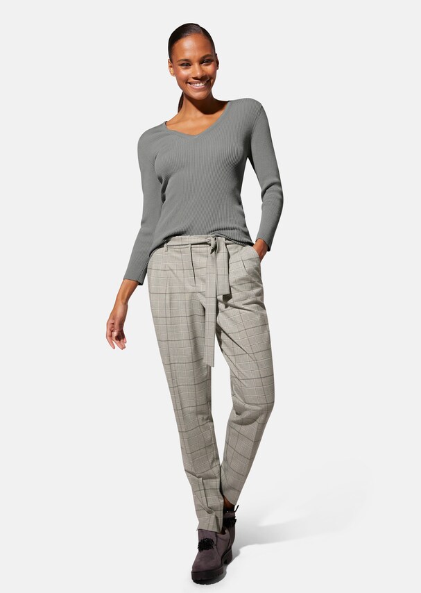 Slim rib-knit jumper with 3/4-length sleeves 1