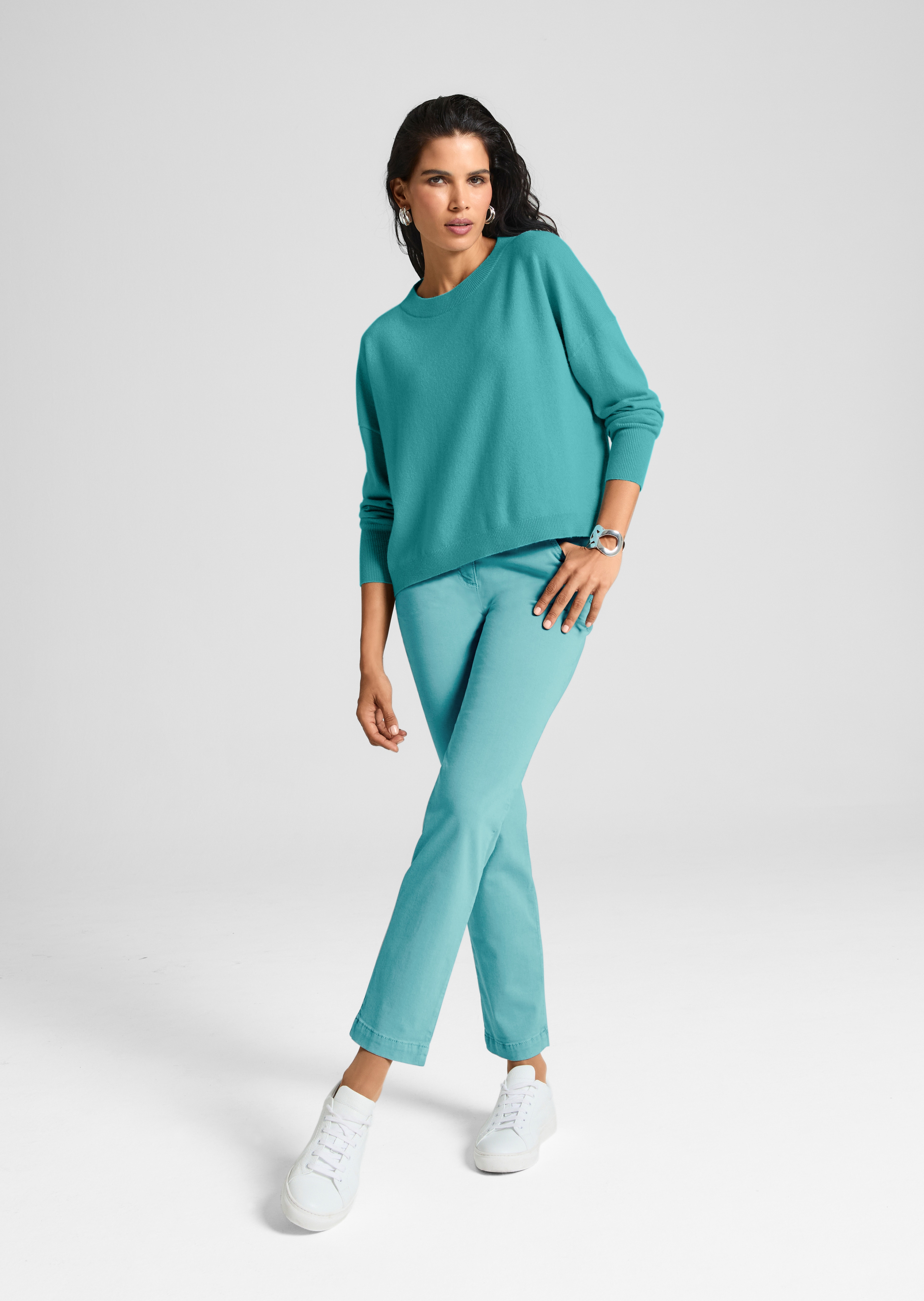 Kurzer Oversize-Pullover mit Kaschmir