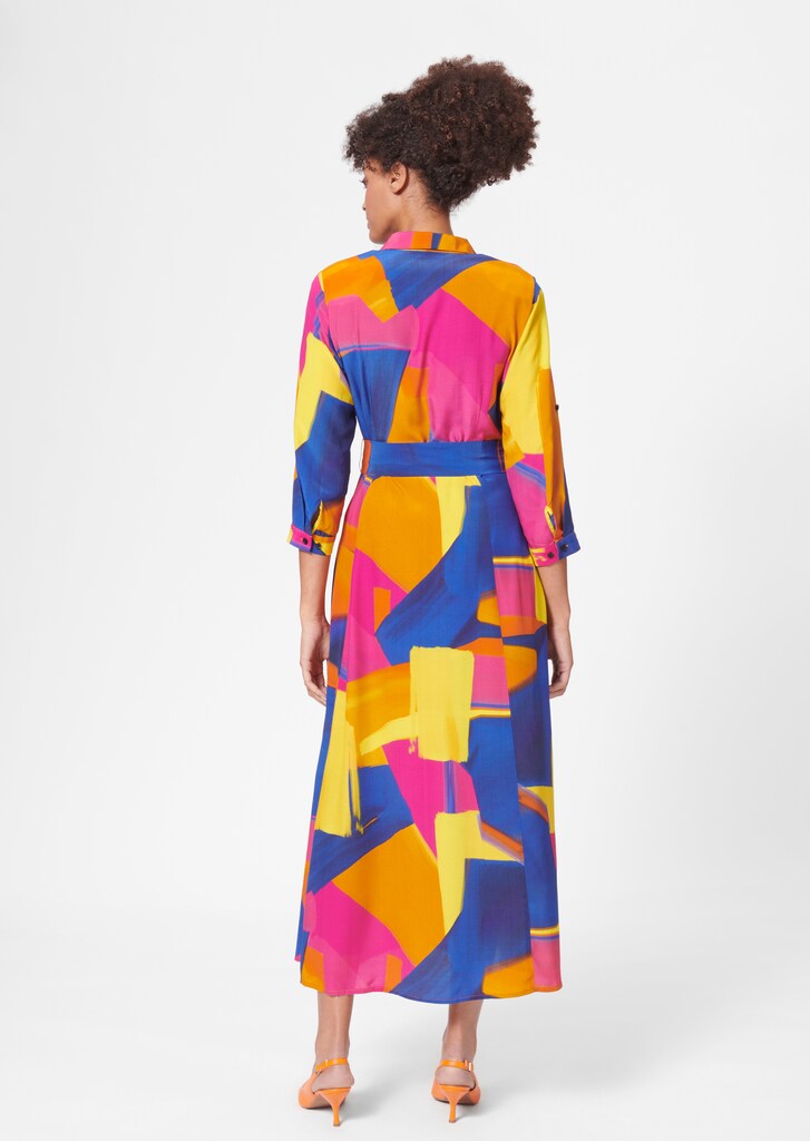 Kleid mit Unikat-Print 2