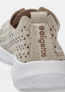 Chaussures ultra-légères avec perforations thumbnail 3