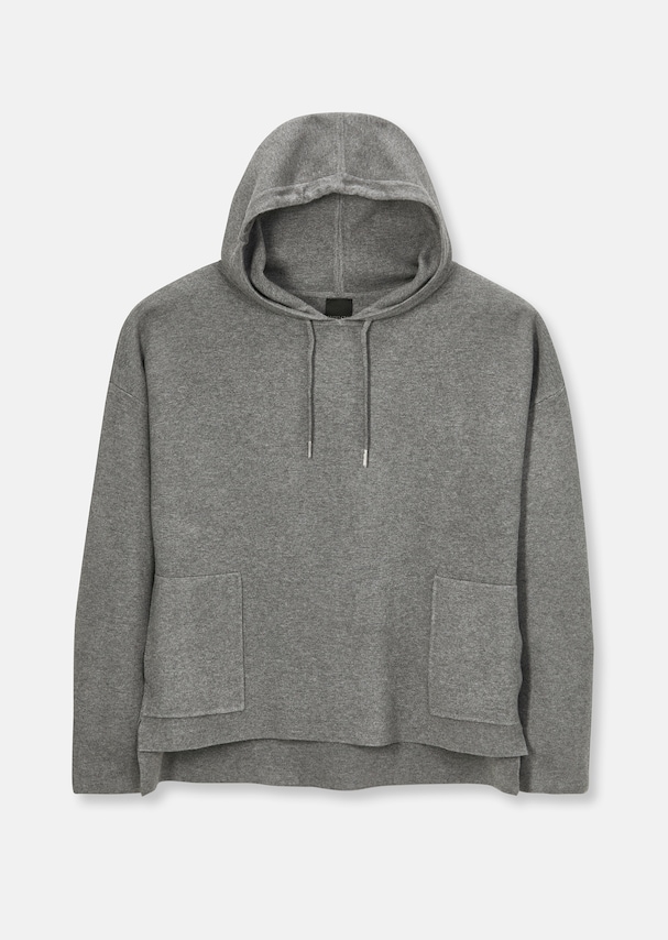Hooded jumper with pockets 5
