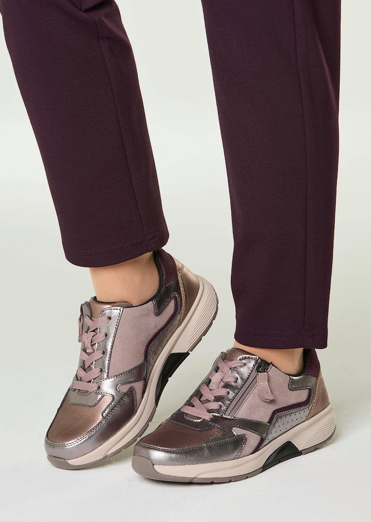 Metallic-Sneaker aus Leder