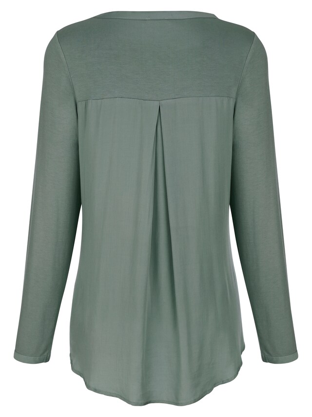 Shirt mit Falte im Rücken 5