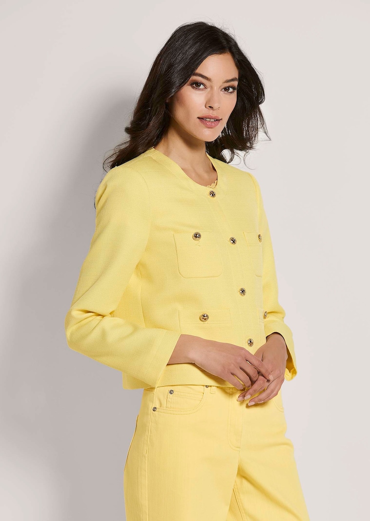 Kurzblazer mit glanzvollen Knöpfen