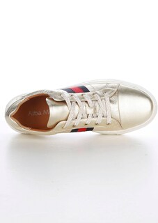 Sneaker thumbnail 2