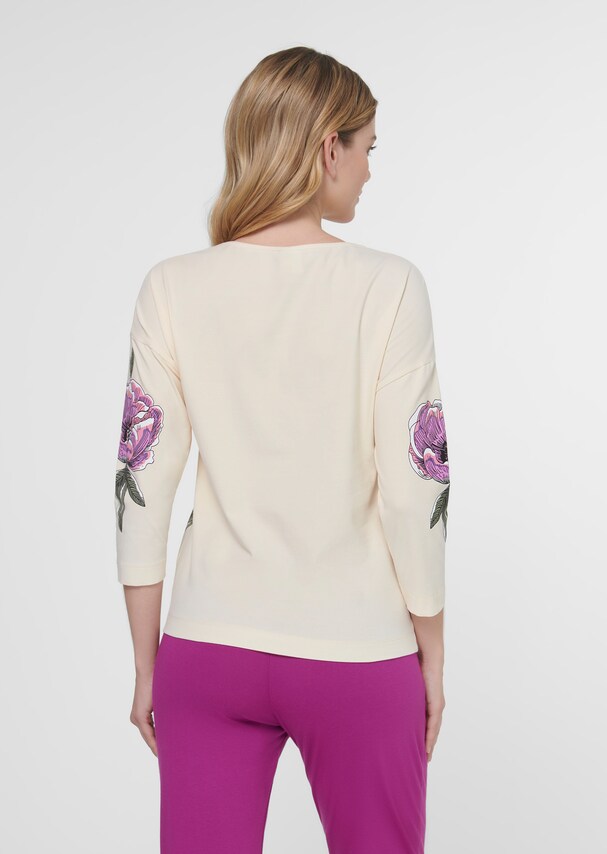Shirt with floral motif print and 3/4 sleeves 2