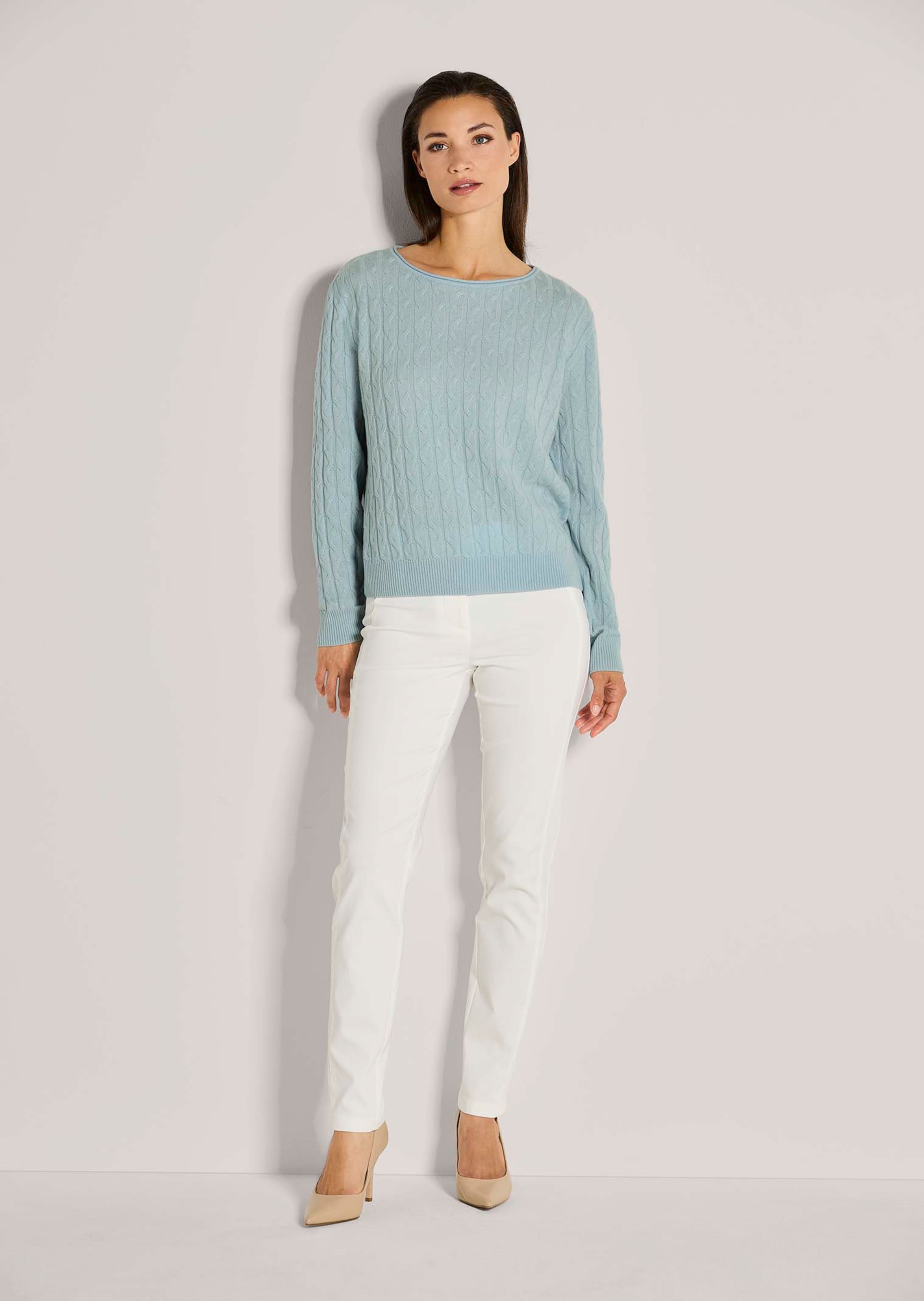 Pull. Pure laine vierge