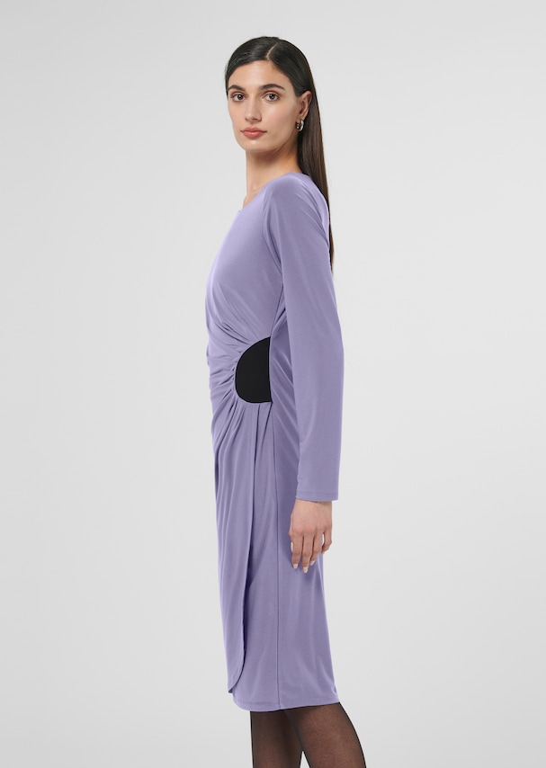 Long-sleeved dress with side gathers 2