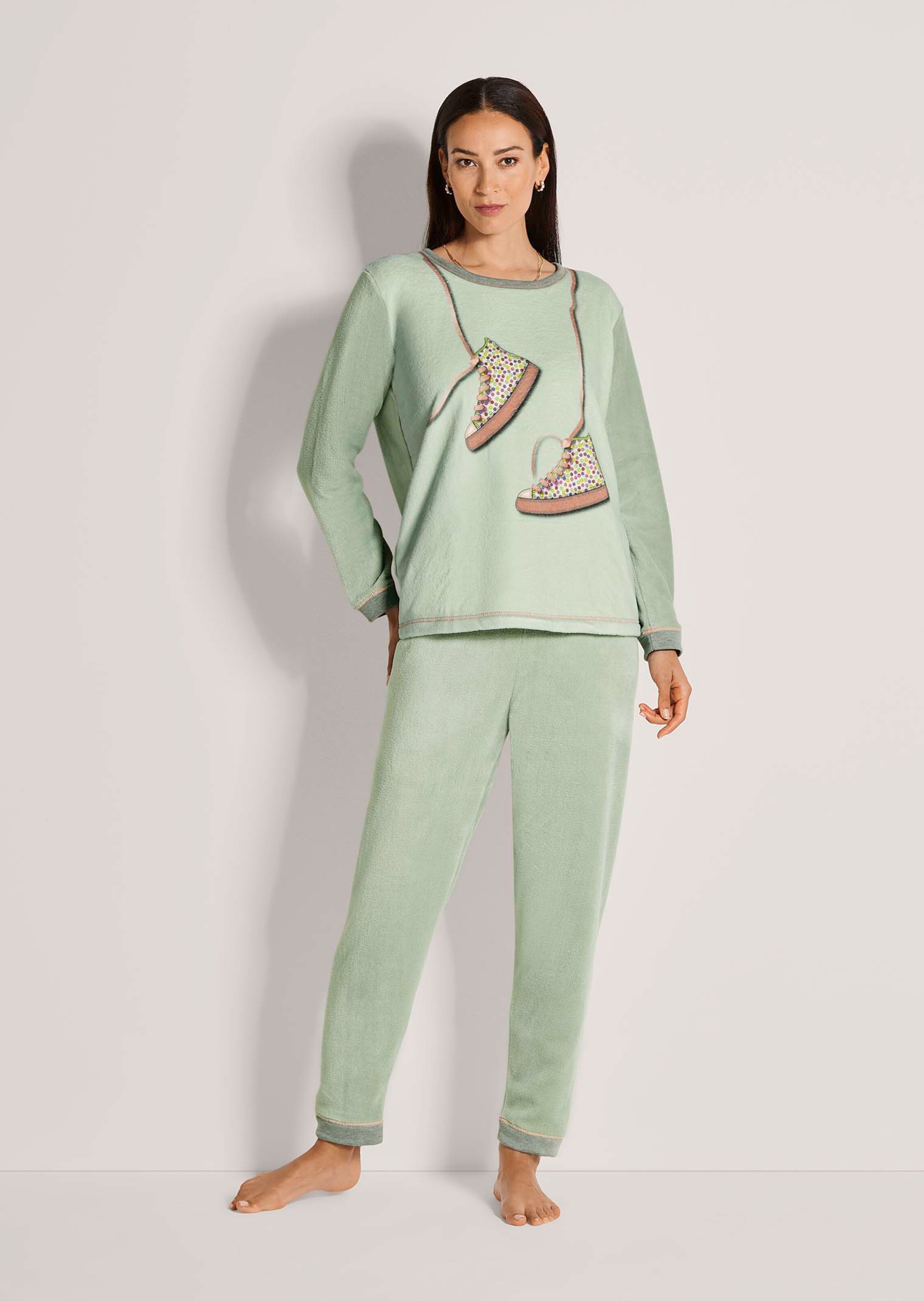 Hausanzug aus leichtem Fleece