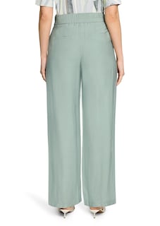 Pantalon ample en viscose légèrement brillante thumbnail 3