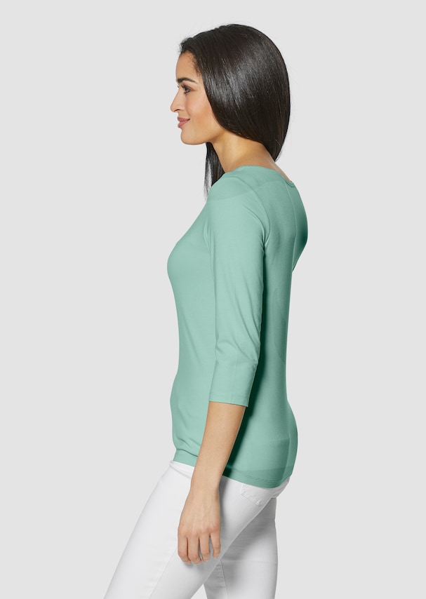 Top with boat neckline 3