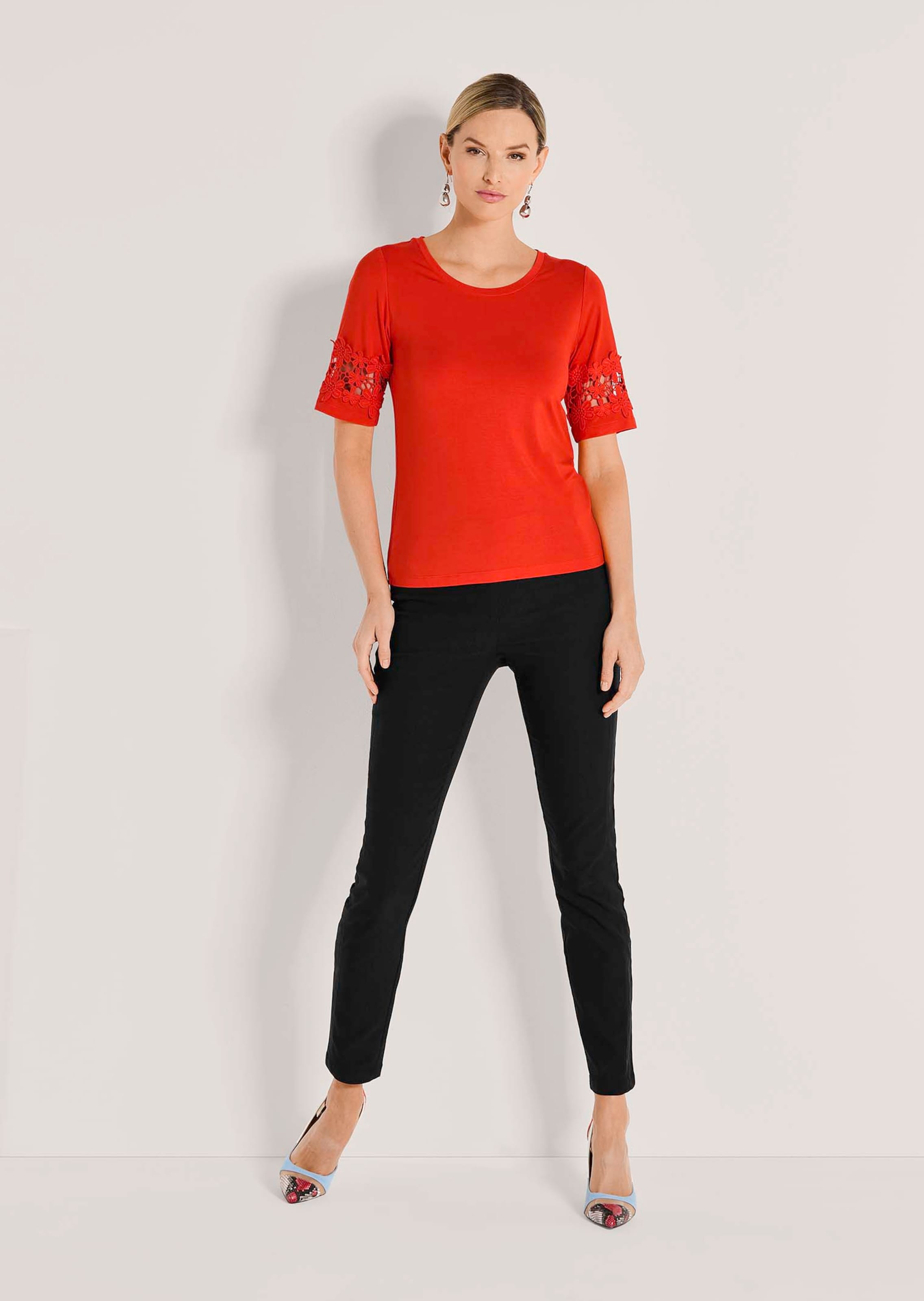 Shirt mit Halbarm und Spitzendetail