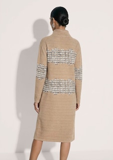 Robe thumbnail 3