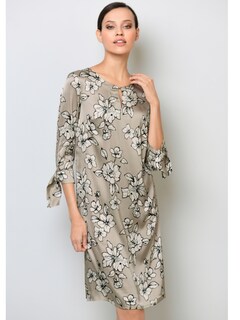 Dress thumbnail 3