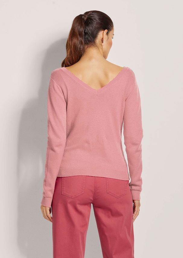V-Pullover mit Rücken-Ausschnitt 2