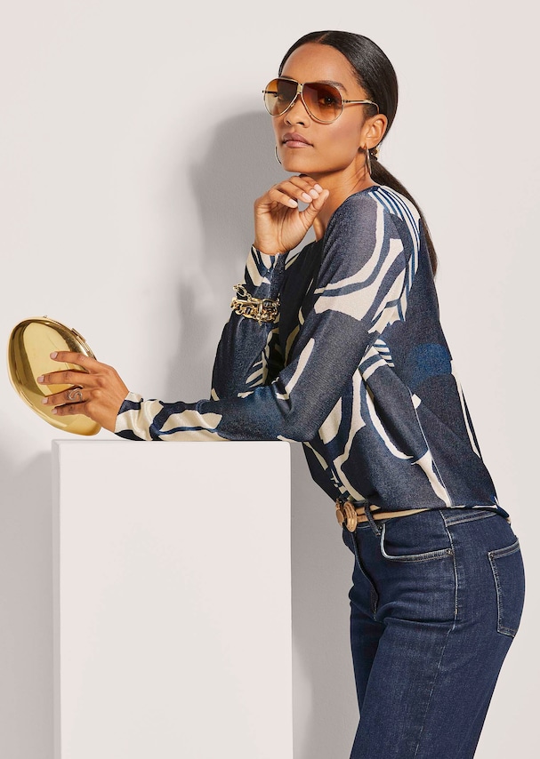 Kurzer Rundhals-Pullover mit Unikat-Print 3