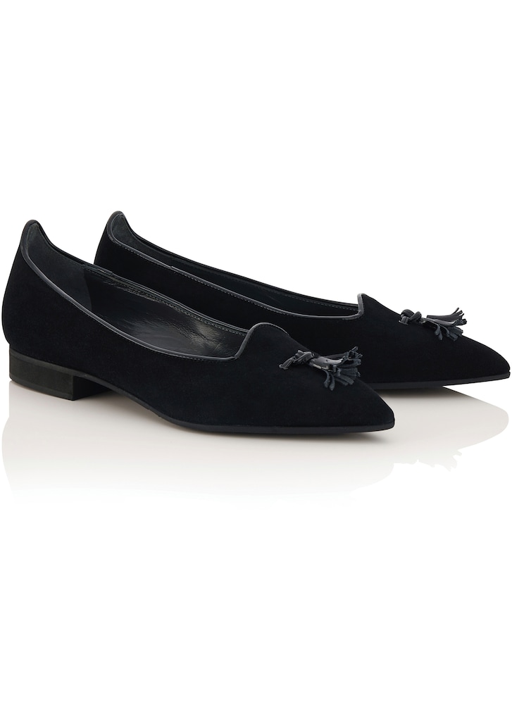 Soft suede ballet flats with tassel detail