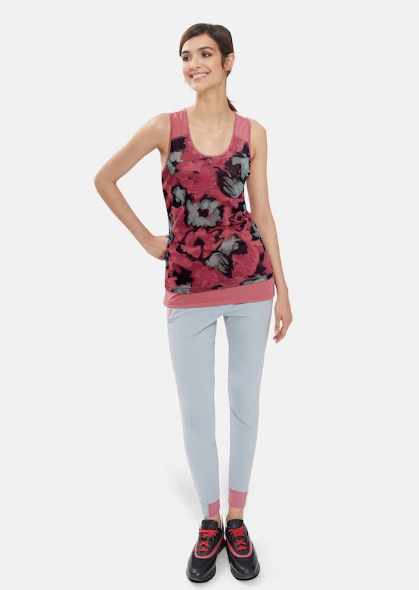Printed alternating top in a two-in-one look 1