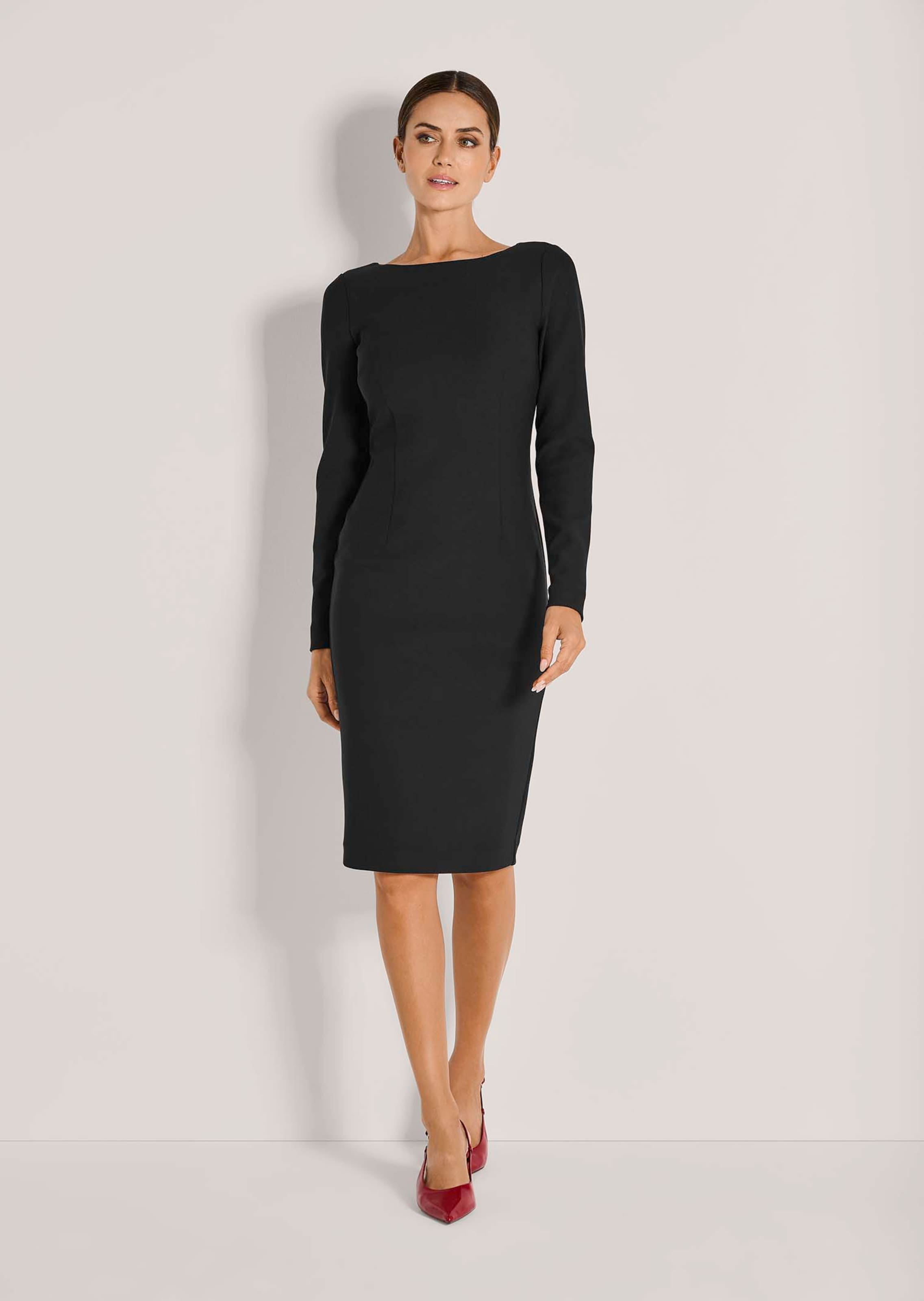 Dress in black