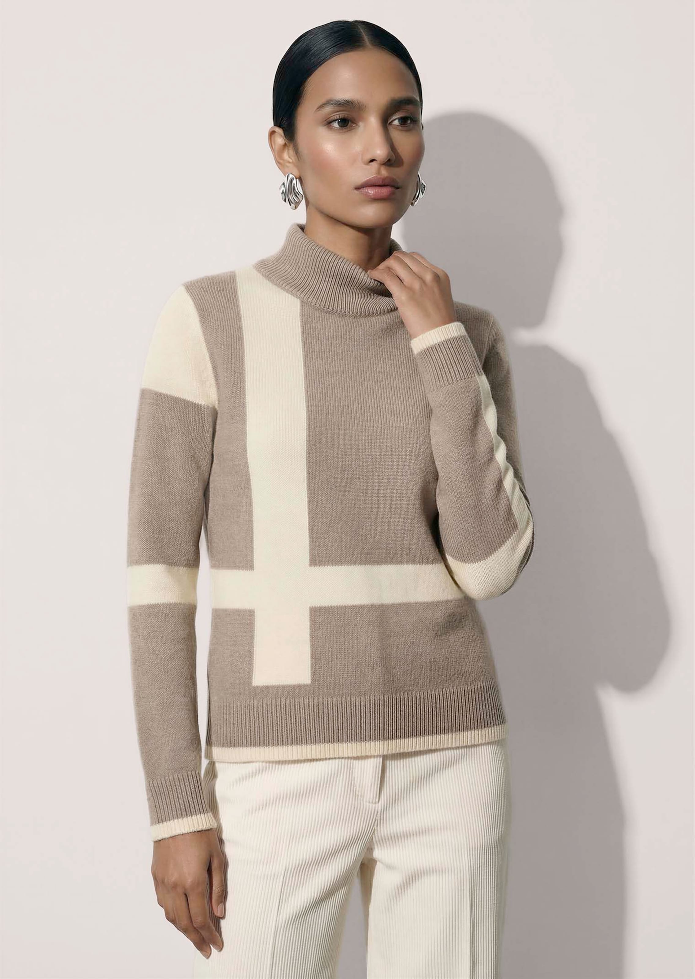 Pullover mit Colorblocking-Muster